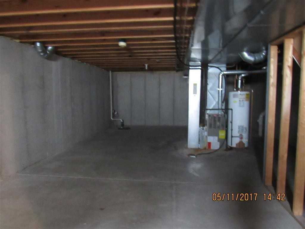 1493 Schwarz Meadow Dr - Photo 2 of 8