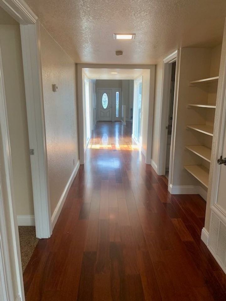 15300 Venetian Way - Photo 7 of 22