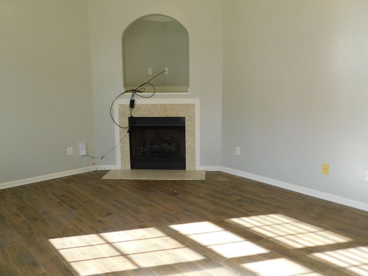 11309 Joe Morrison Ln - Photo 2 of 19