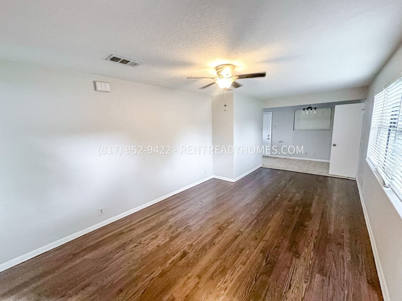 3022 Larry Dr - Photo 3 of 8