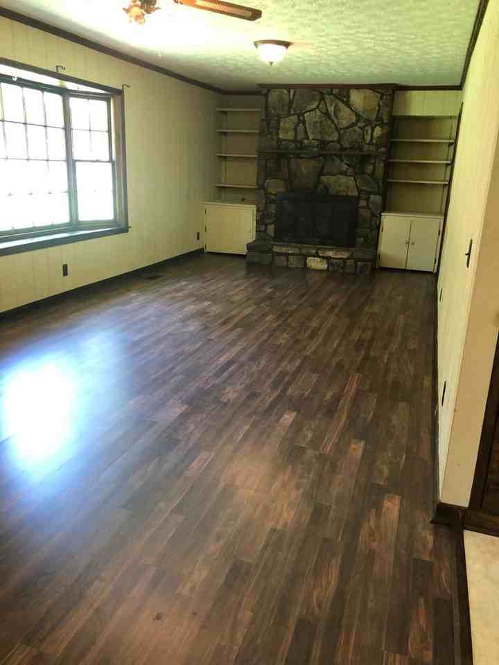 880 Locke Dr - Photo 2 of 11