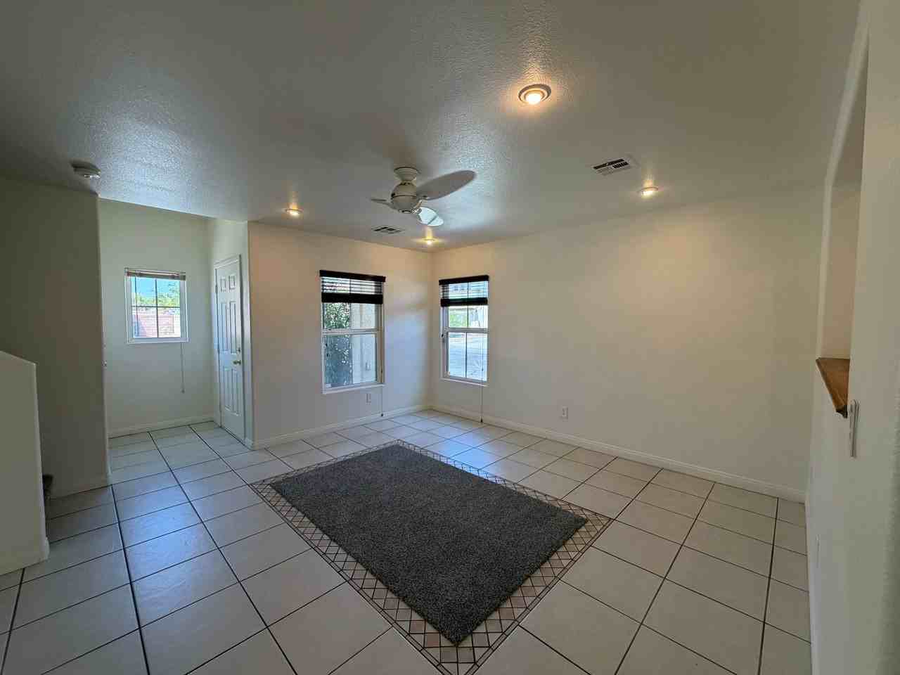 8306 Golden Amber St - Photo 3 of 15