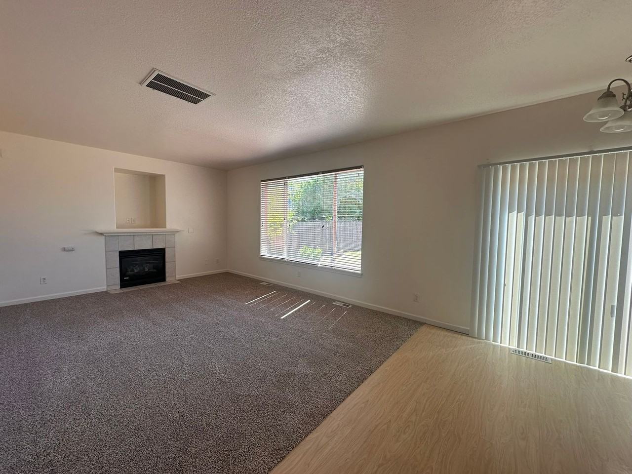 3870 Aerial Way - Photo 5 of 25