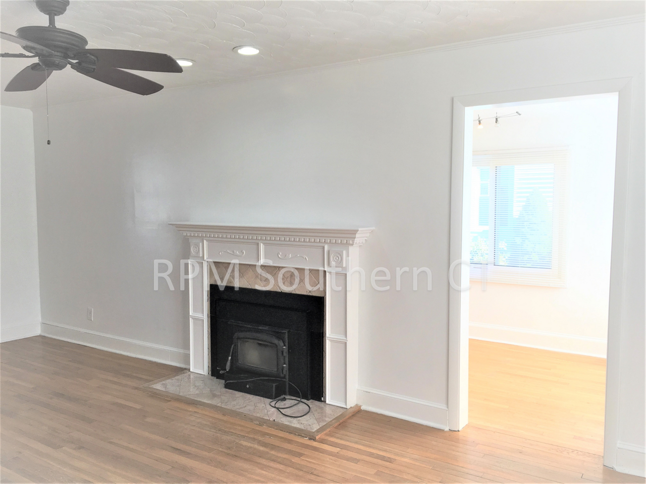 330 Fort Hale Rd - Photo 2 of 20