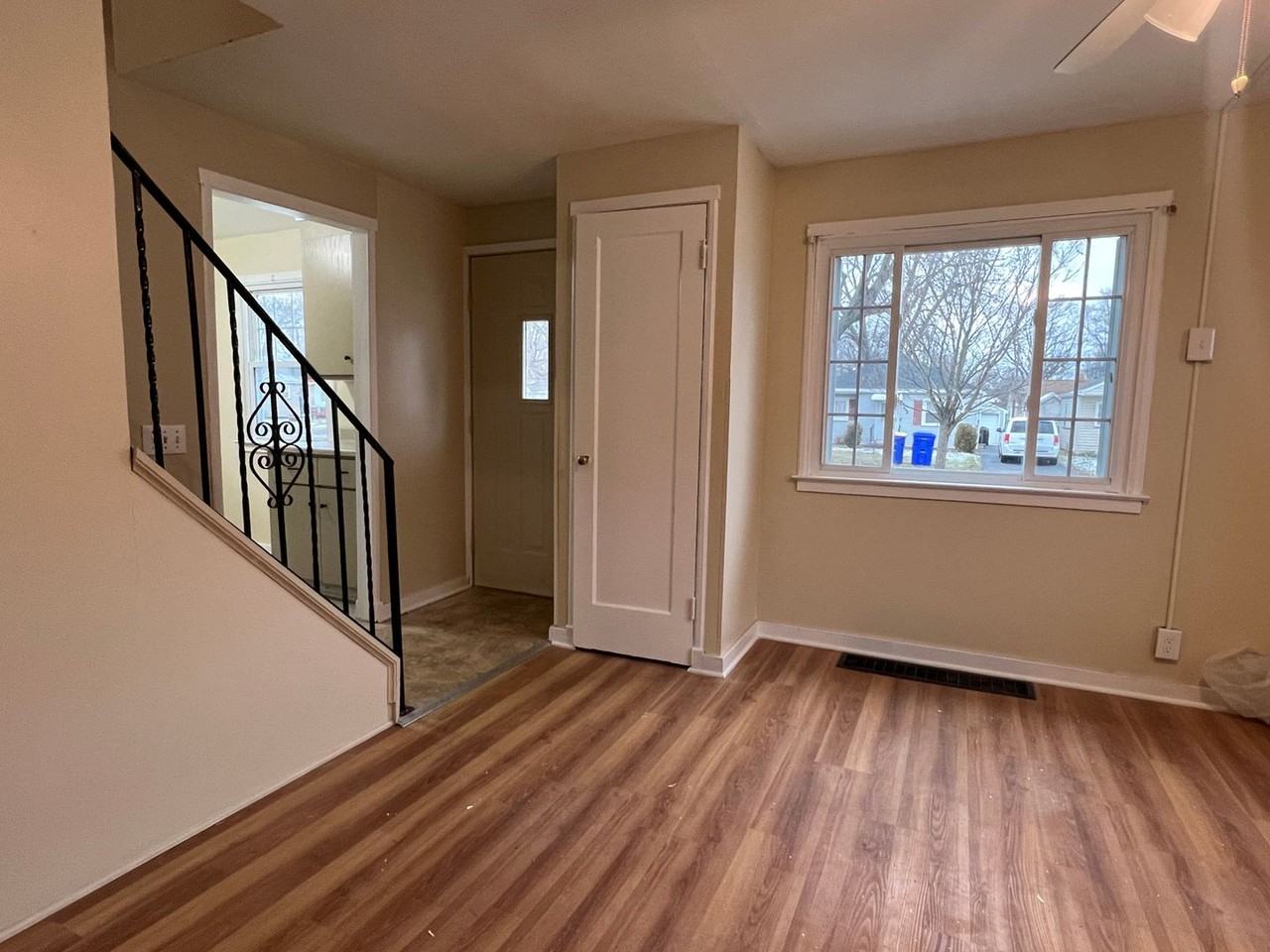 331 Leonard Rd - Photo 4 of 27