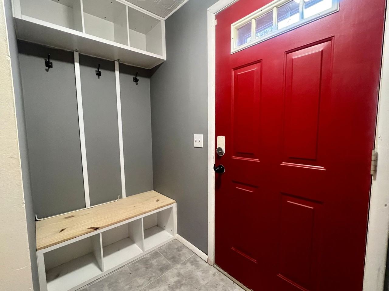 2450 Culver Rd - Photo 3 of 28