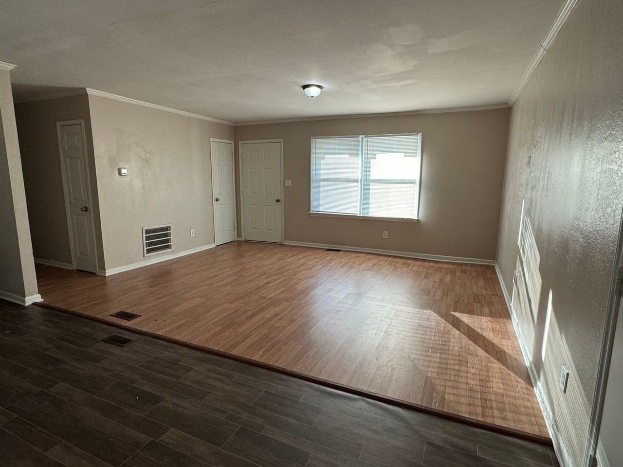 630 Dundeen Dr - Photo 2 of 8
