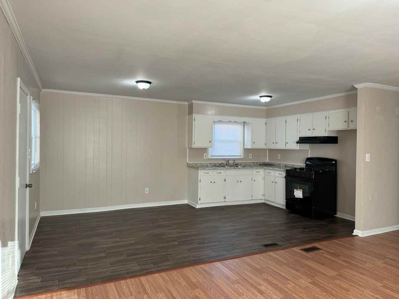630 Dundeen Dr - Photo 3 of 8