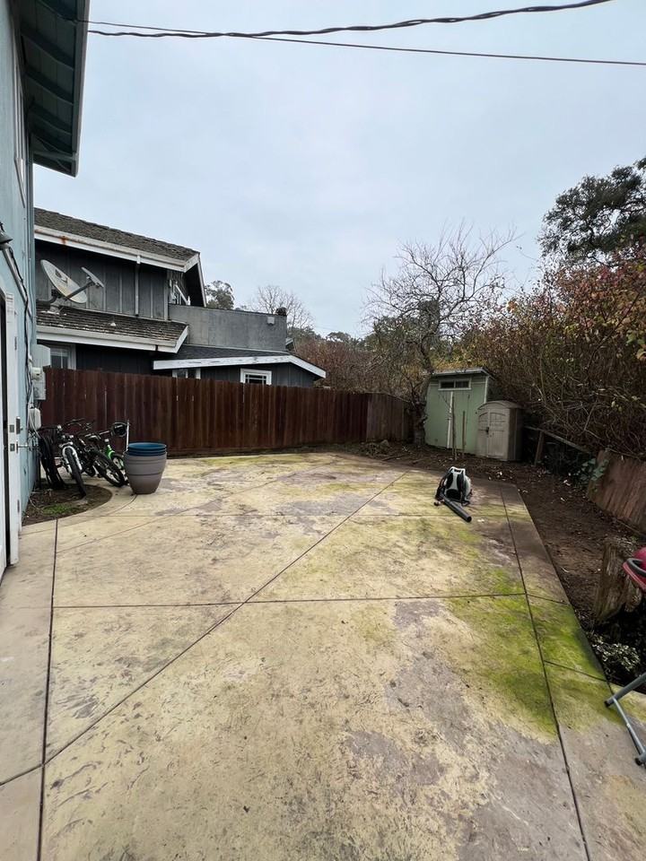 228 Treasure Island Dr - Photo 2 of 17