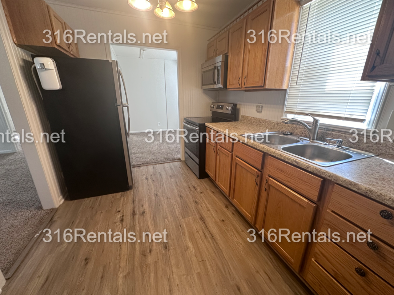 2305 S Topeka Ave - Photo 6 of 10