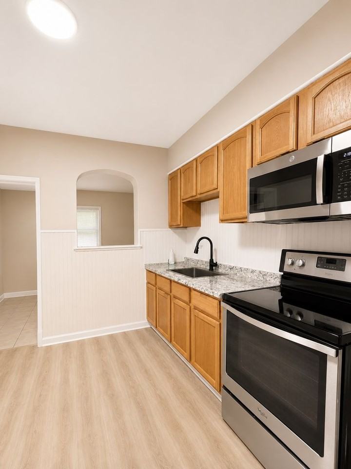 2109 S 67th St - Photo 6 of 13
