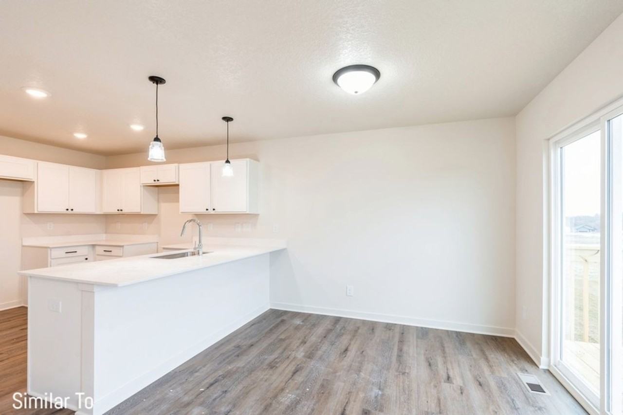 2822 20th St Sw - Photo 3 of 16