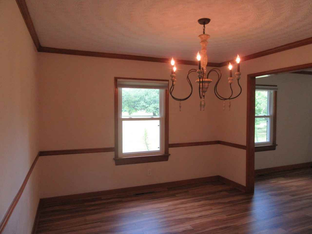 1055 Shillelagh Rd - Photo 4 of 25