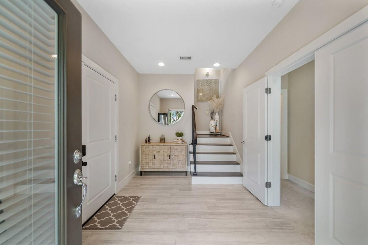 1824 Bonner St - Photo 2 of 2