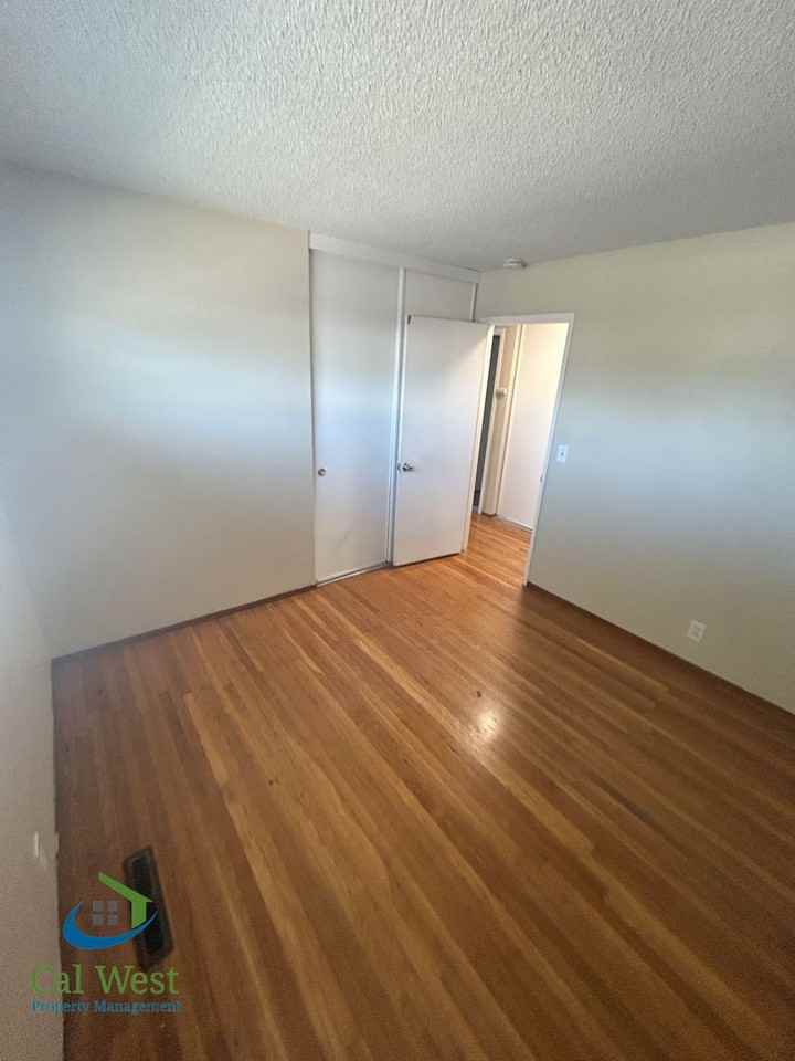 790 Welburn Ave - Photo 7 of 24
