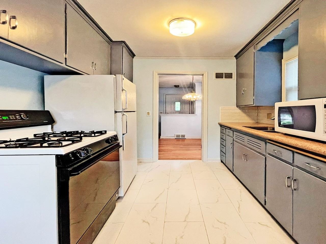 8824 W 34th St - Photo 6 of 16
