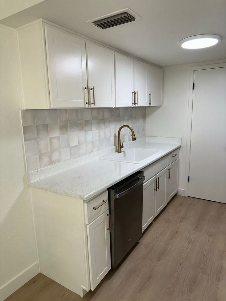 8037 E Glenrosa Ave - Photo 2 of 15