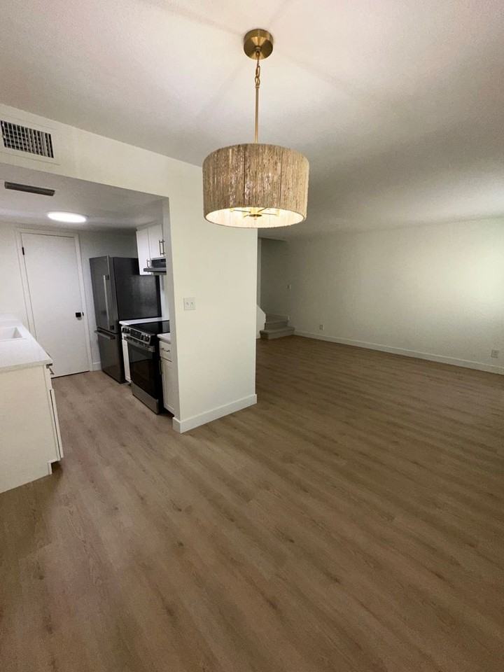 8037 E Glenrosa Ave - Photo 6 of 15