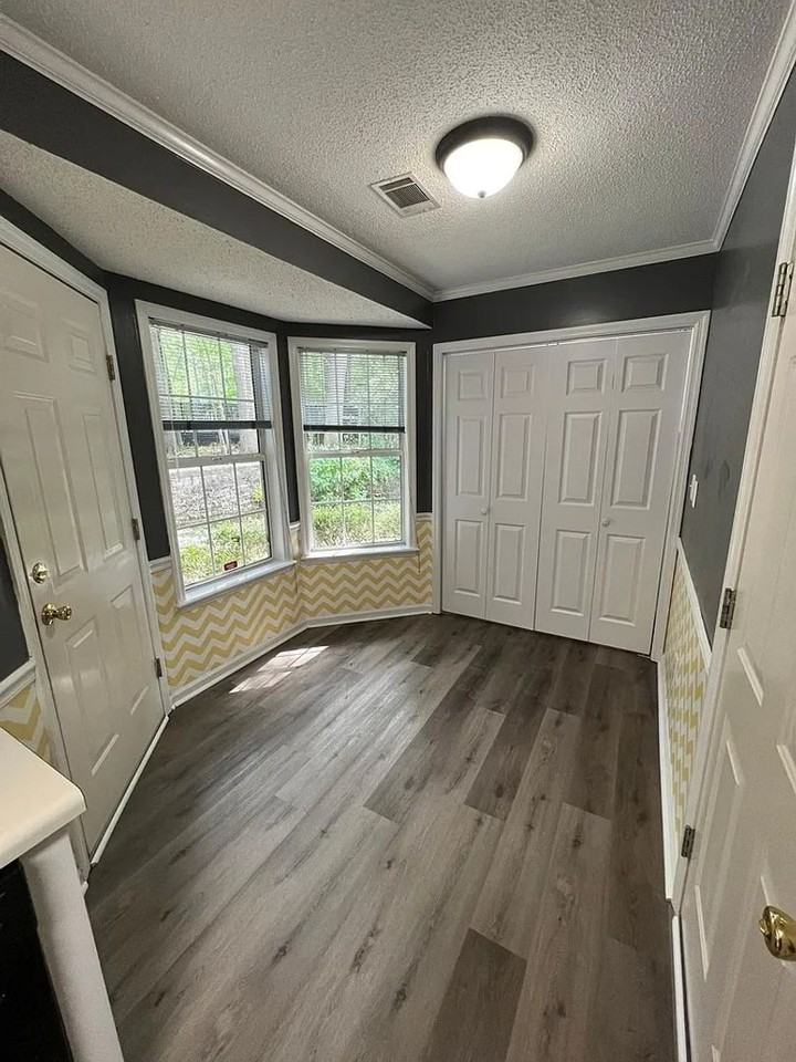 2945 Pointewest Dr - Photo 7 of 17