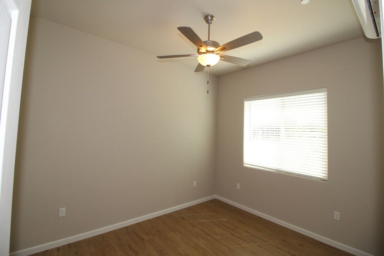 2379 N Arthur Ave - Photo 6 of 10