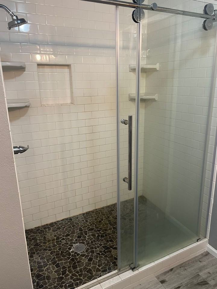 2853 Springdale Ln - Photo 3 of 8