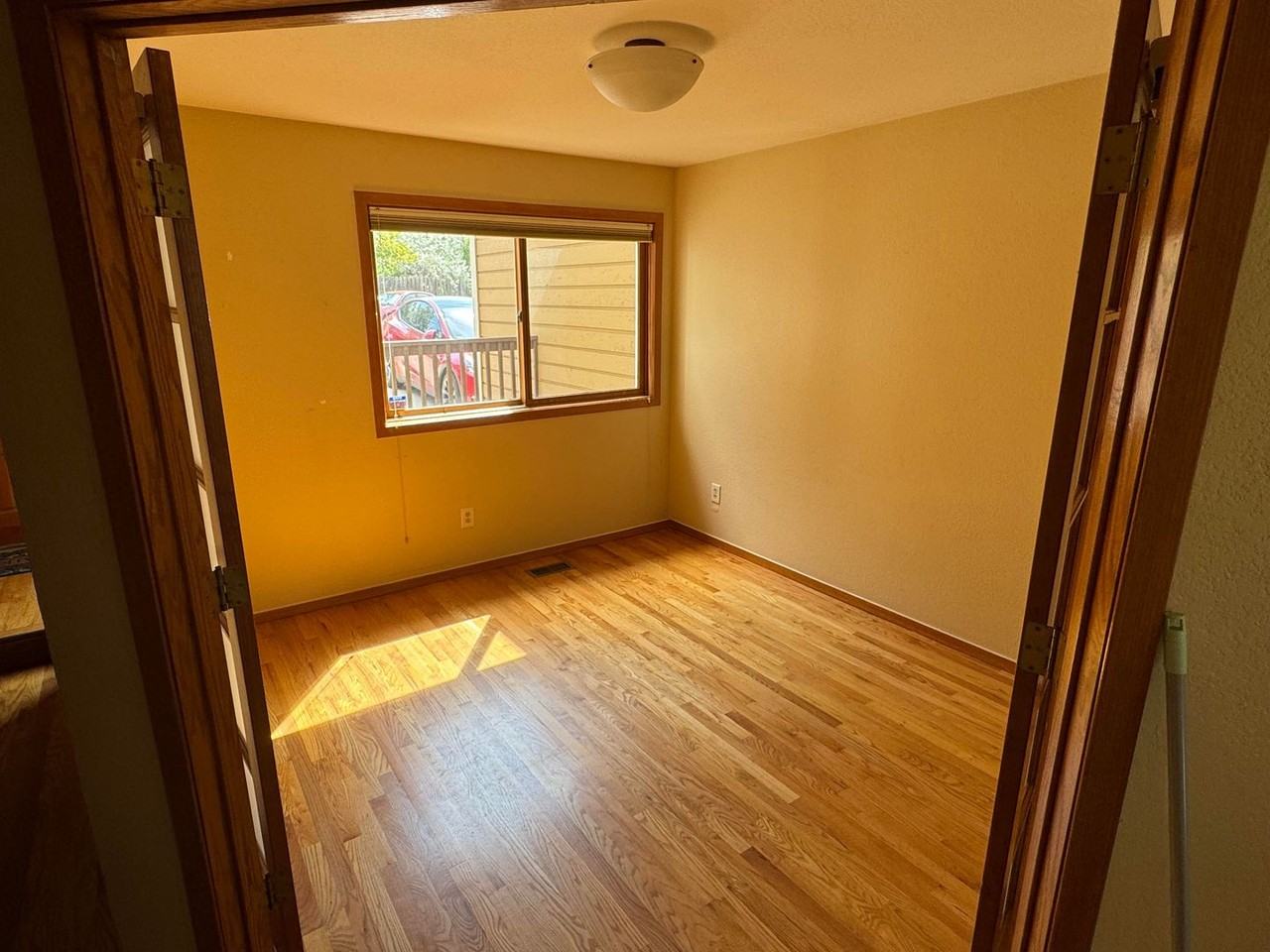 2853 Springdale Ln - Photo 7 of 8