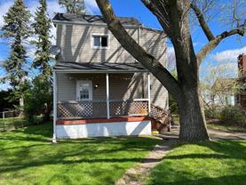 218 Mary St - Photo 1 of 1