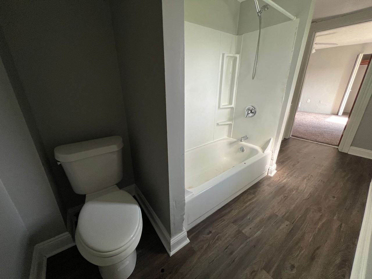 218 Mary St - Photo 7 of 21