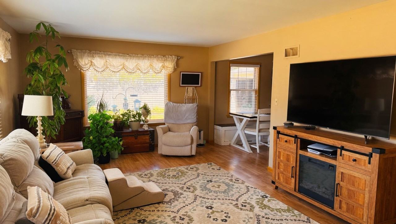 408 Vollrath Blvd - Photo 3 of 15