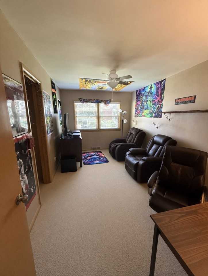 408 Vollrath Blvd - Photo 6 of 15