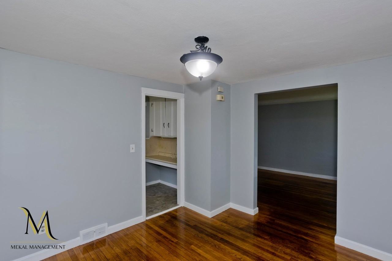 252 Arcadia Blvd - Photo 6 of 33