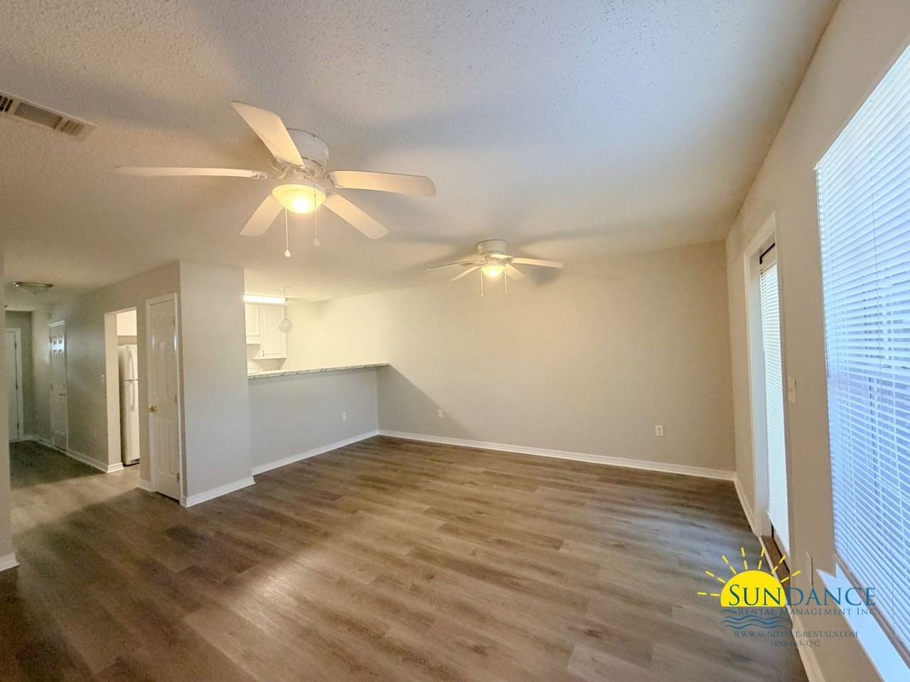 471 Keystone Rd - Photo 2 of 20
