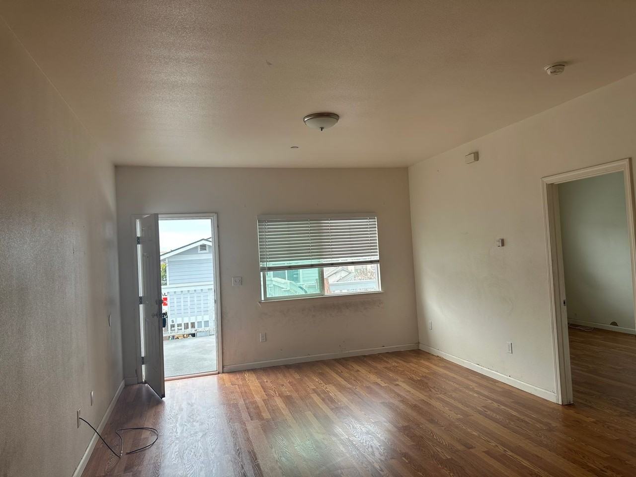 1258 Ramona Ave - Photo 3 of 8