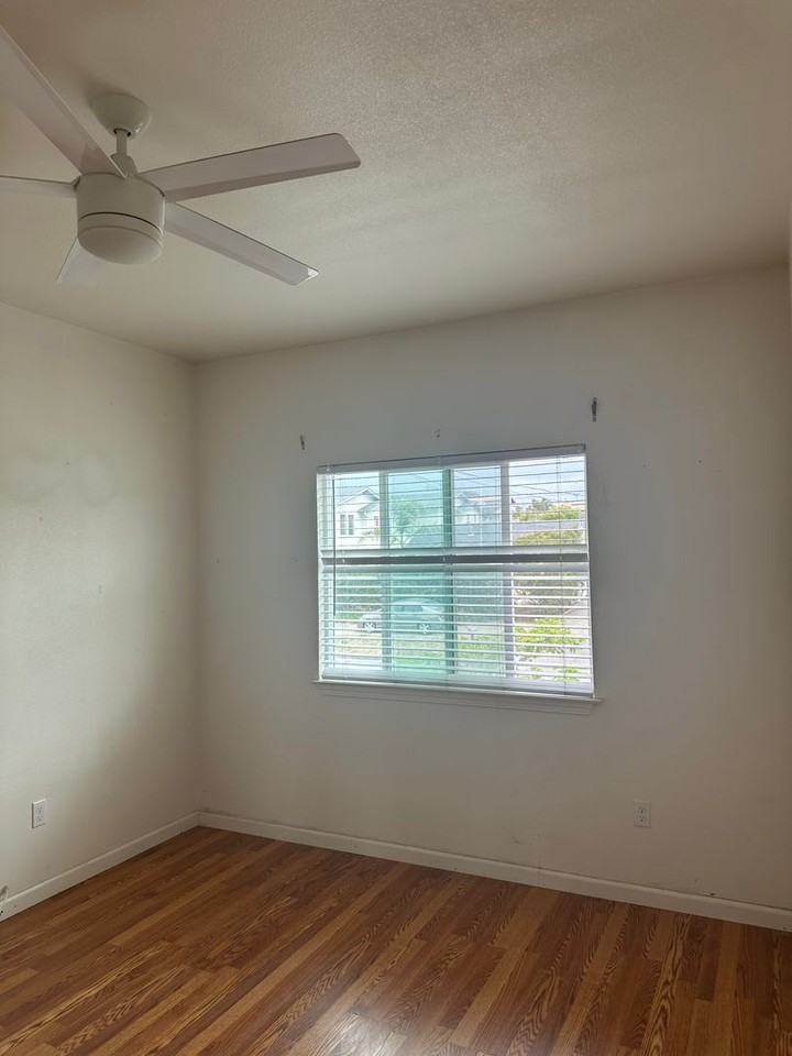 1258 Ramona Ave - Photo 5 of 8
