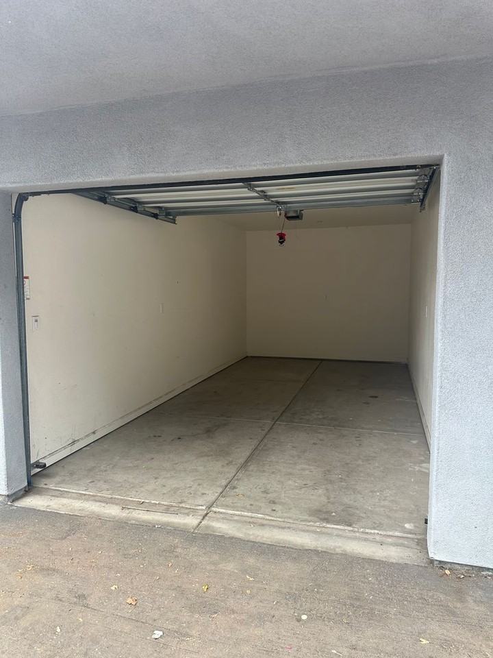 1258 Ramona Ave - Photo 6 of 8