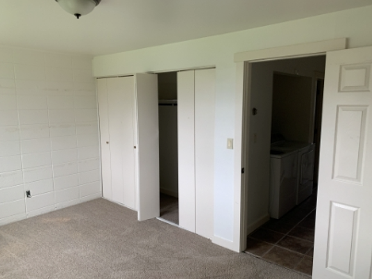 1108 W Alderson St - Photo 5 of 9