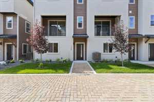 featured image of 1739 S Rock View Ln