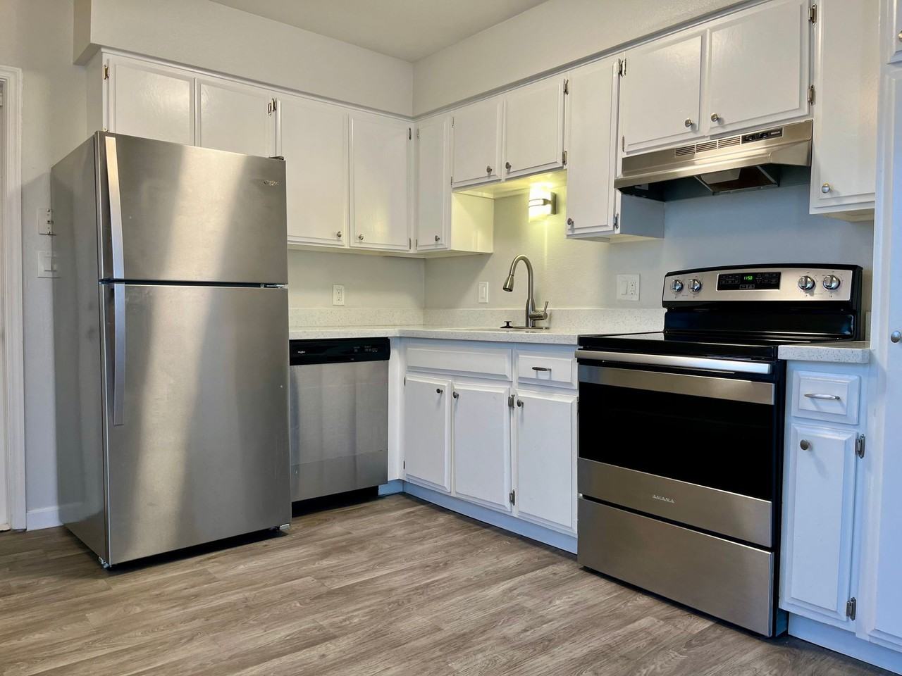 Stunning Modern Apartments in the Heart of Tempe! - Photo 2 of 25