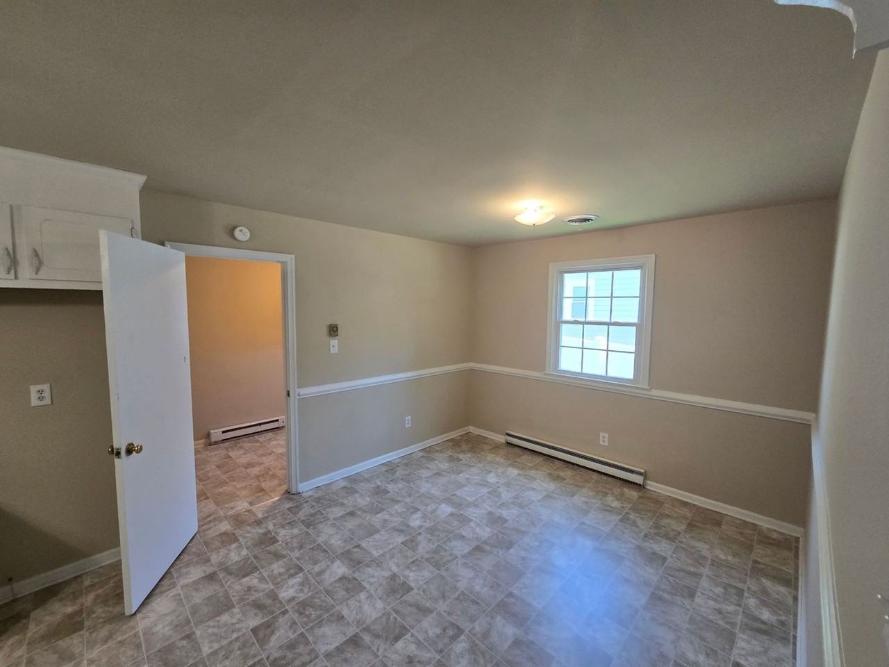 3309 Carlisle Ave - Photo 3 of 5
