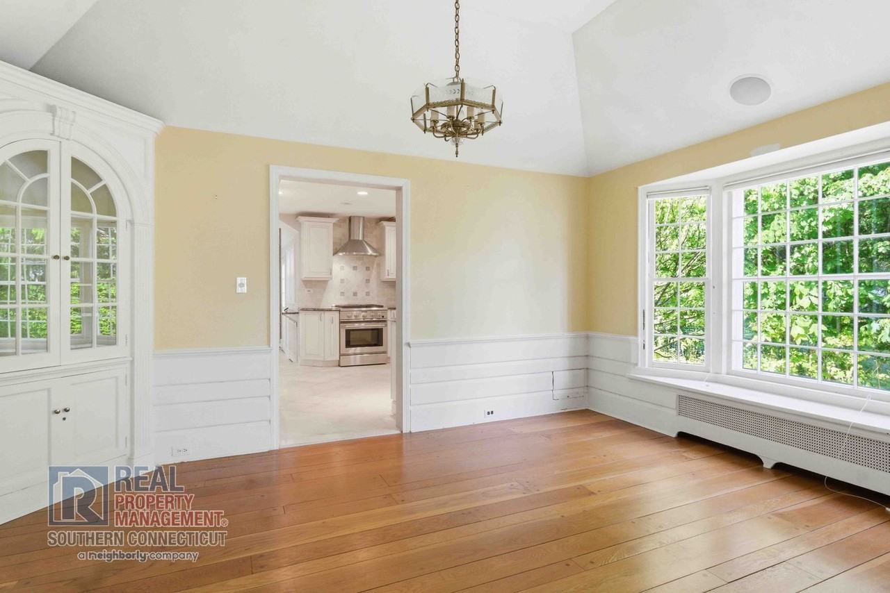 24 Highbrook Rd - Photo 5 of 23
