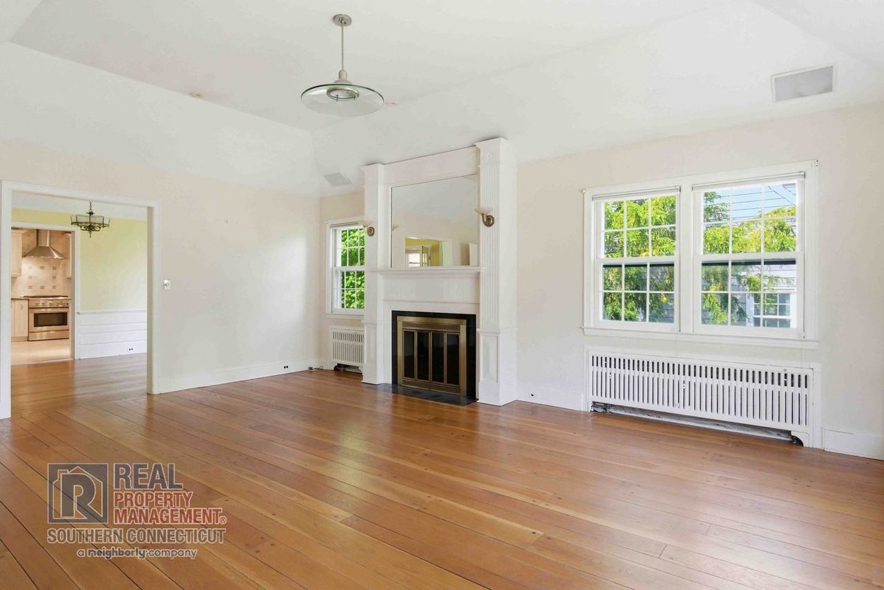 24 Highbrook Rd - Photo 6 of 23