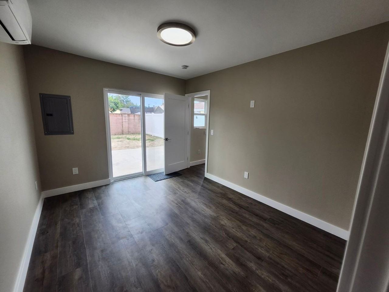 13420 Harvest Ave - Photo 3 of 13