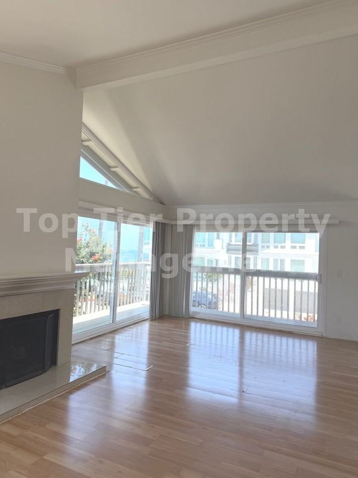 125 Acacia Ave - Photo 5 of 48