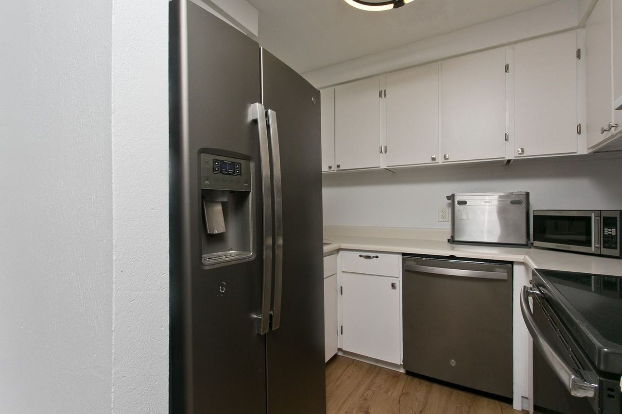 355 Aoloa St #C104 - Photo 5 of 8