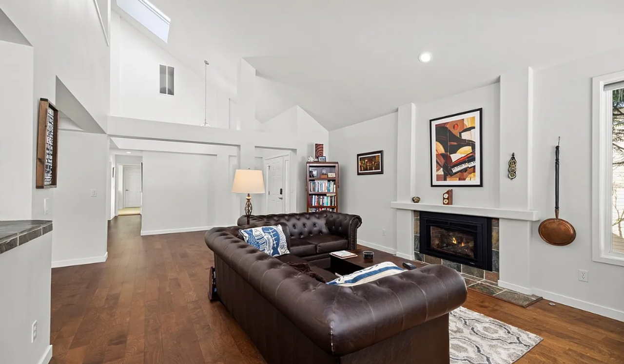9032 Gleneagle Dr - Photo 5 of 28