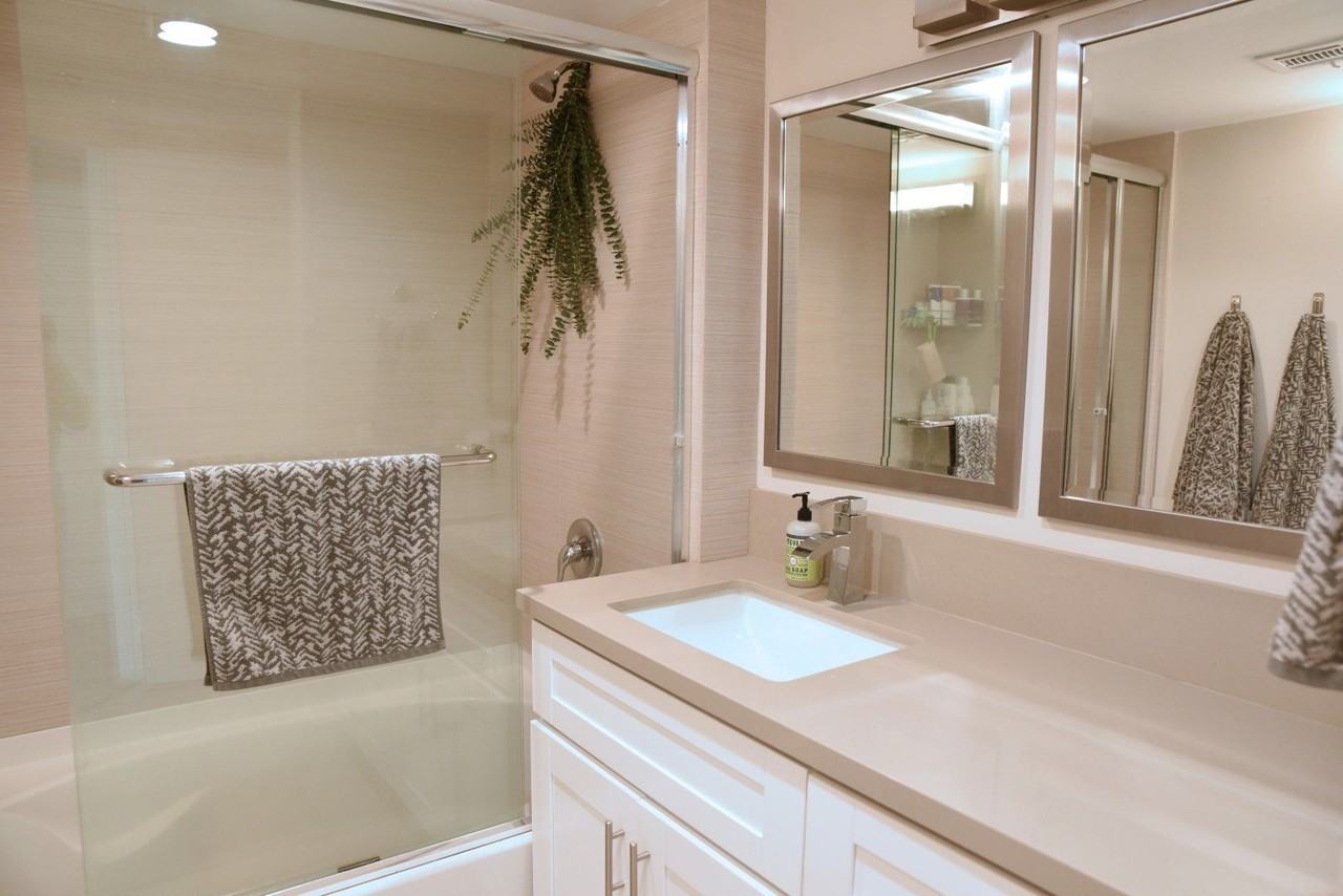 401 N Coast Hwy #304 - Photo 7 of 16