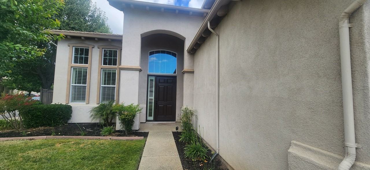 9736 Country Falls Ln - Photo 3 of 25