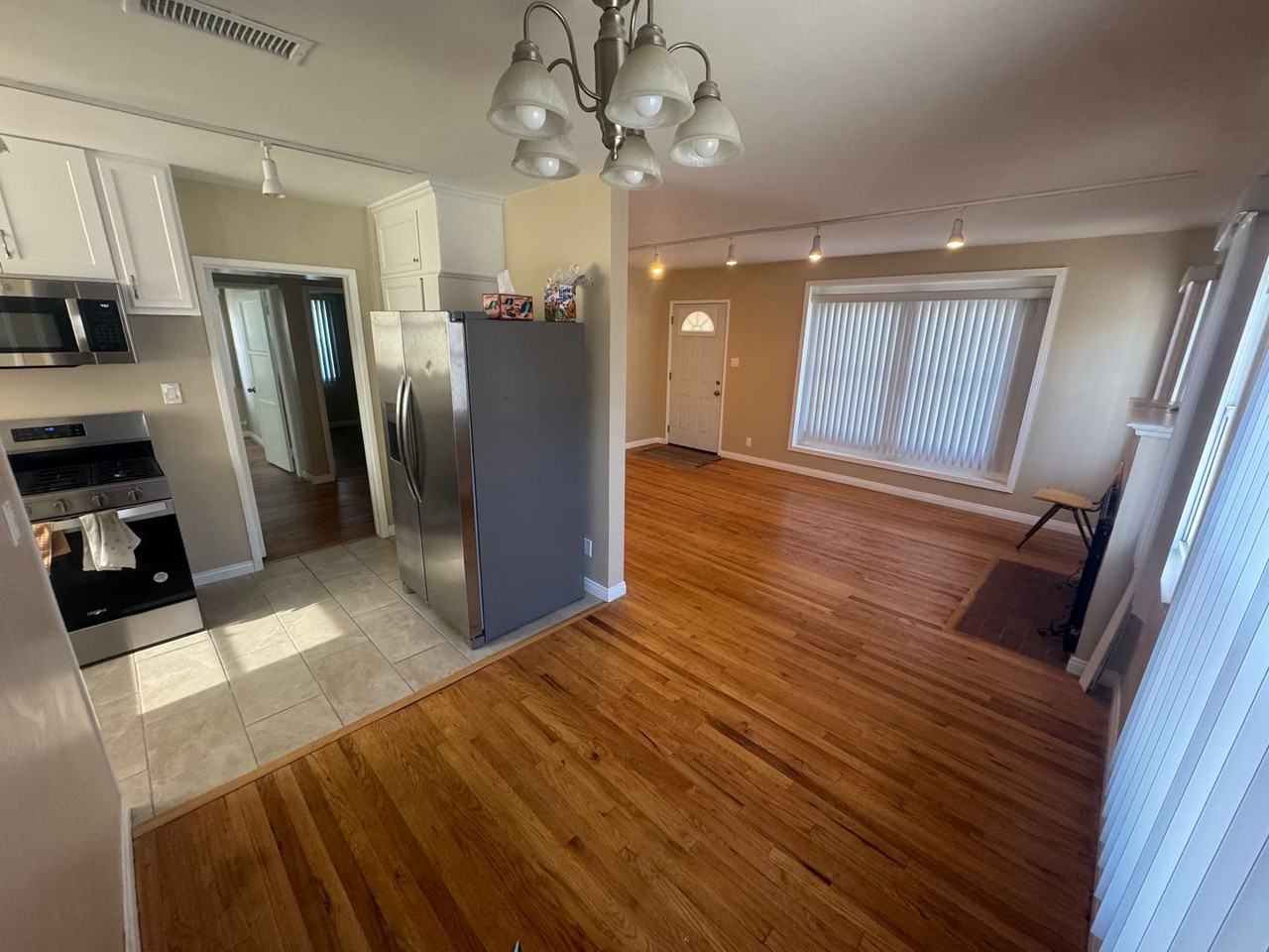 7333 Camellia Ave - Photo 5 of 26