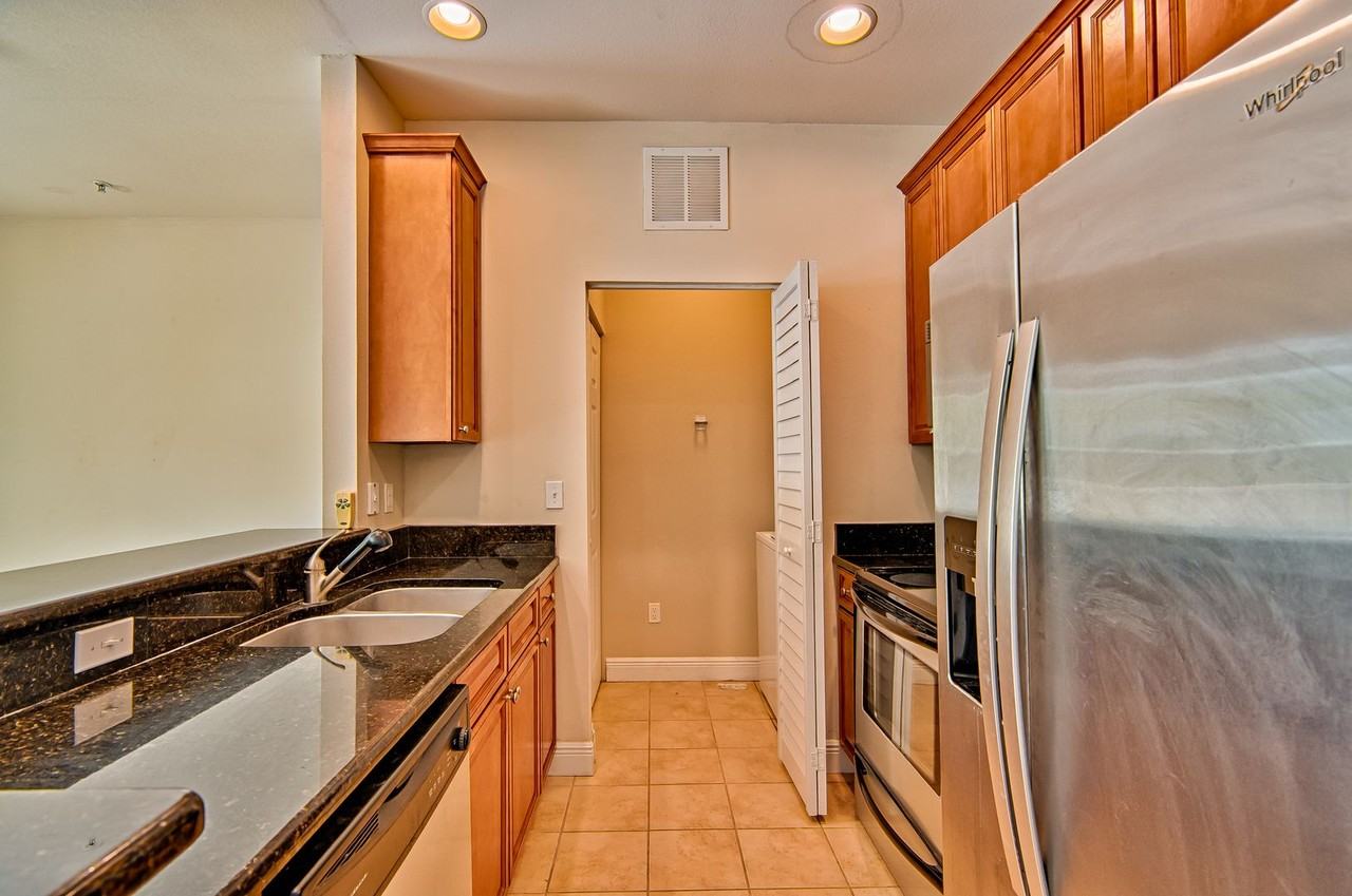 1500 Nw 4th Ave - Photo 2 of 16