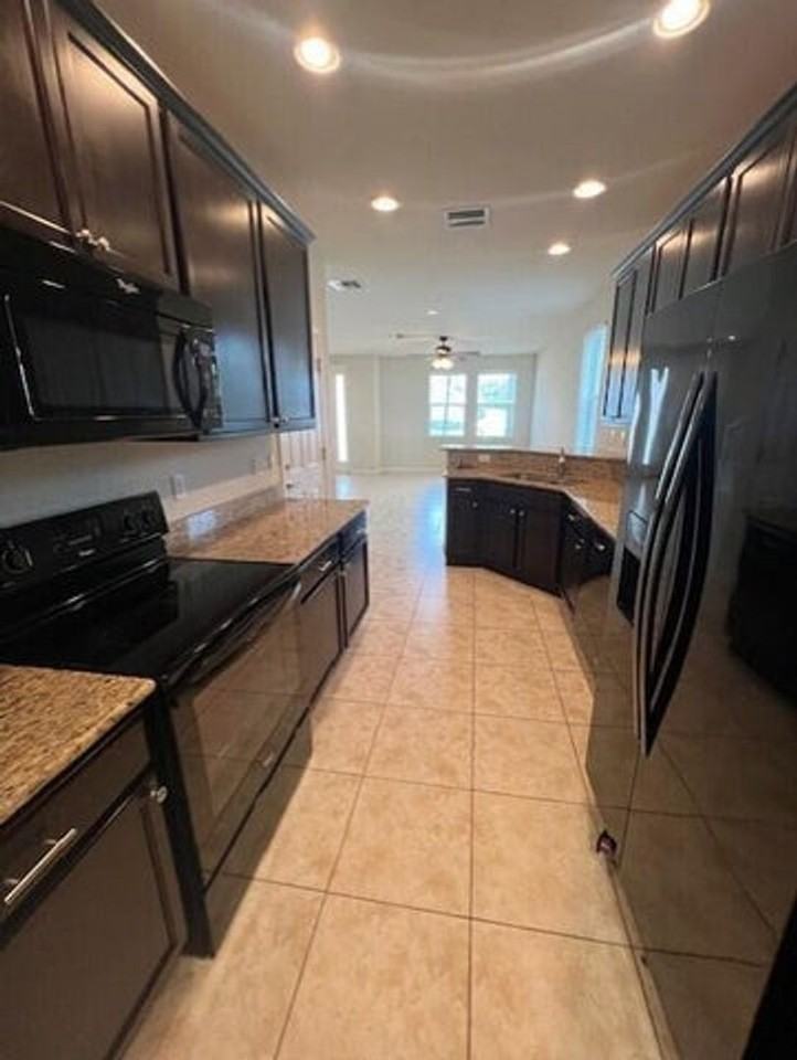 1240 Turnbridge Dr - Photo 3 of 19